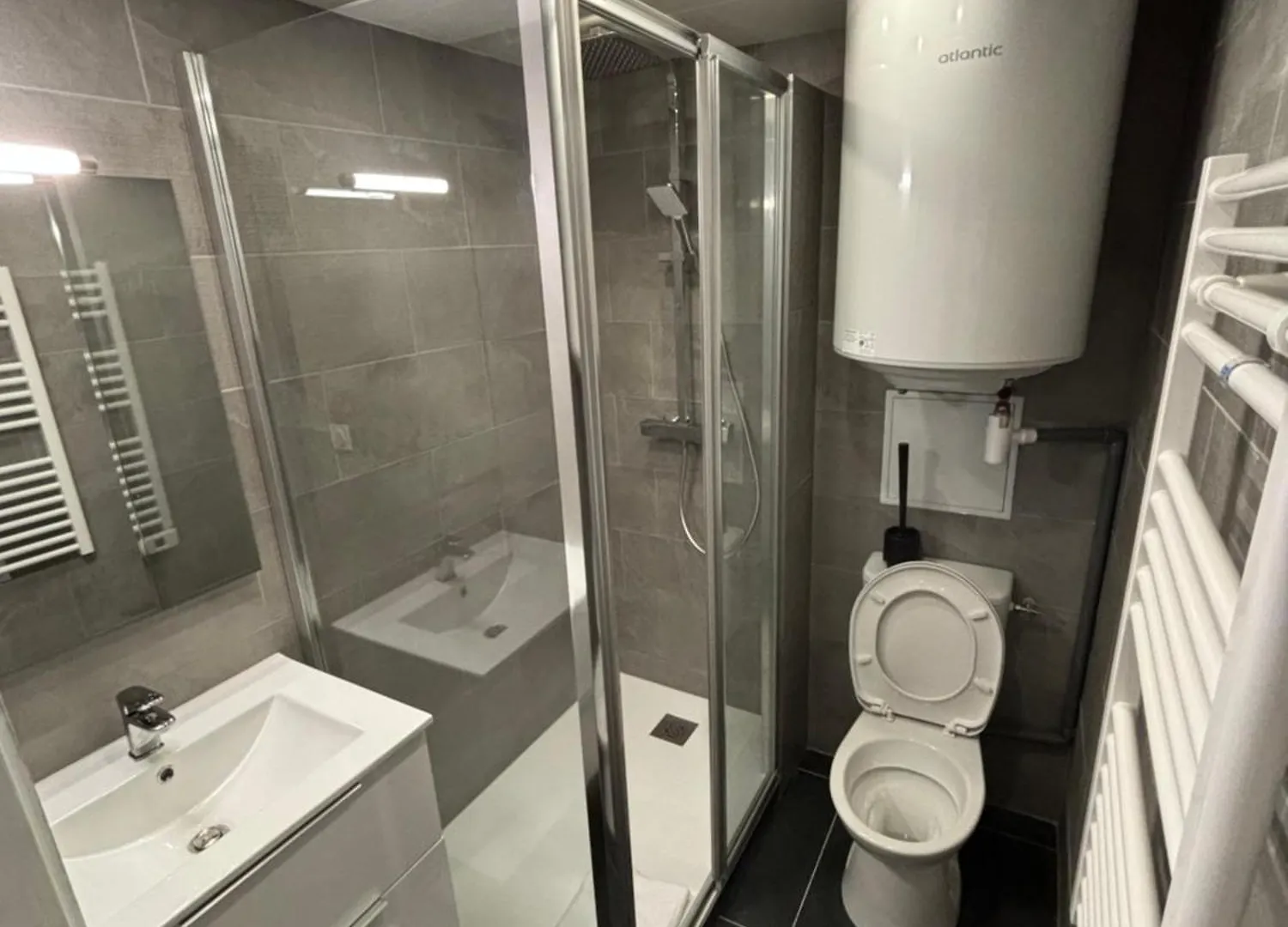 Palais Des Festivals Studio Meuble Cannes