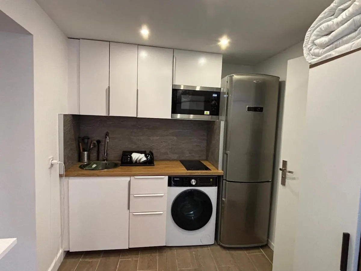 Apartment Palais Des Festivals Studio Meuble Cannes