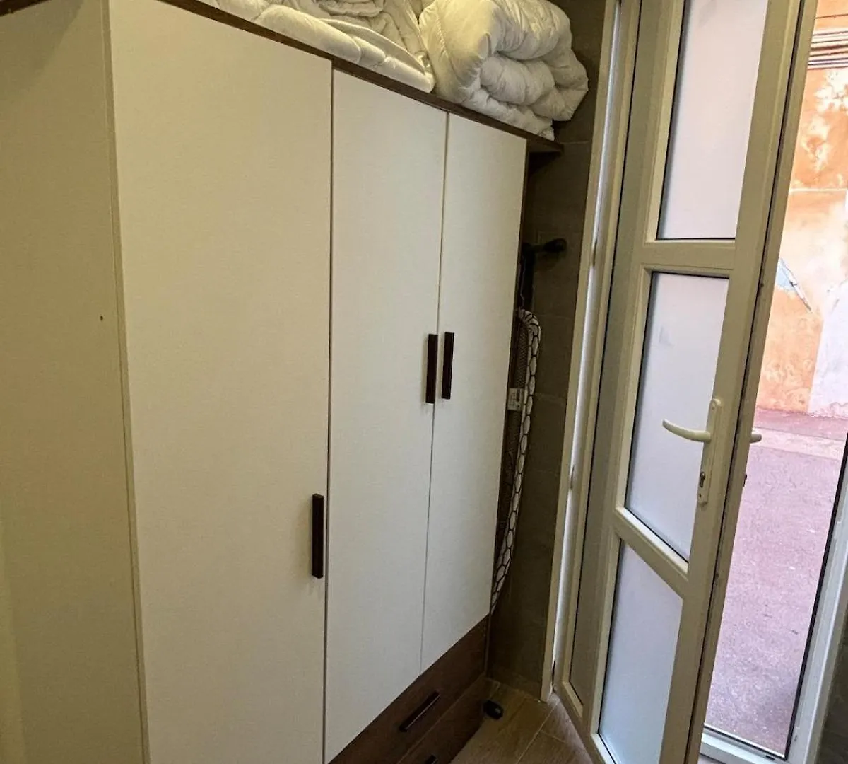 Palais Des Festivals Studio Meuble Cannes